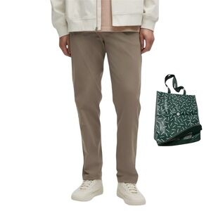 lululemon ABC Classic-Fit 5 Pocket Pant
Warpstreme Nomad LIKE NEW + BAG M 32W